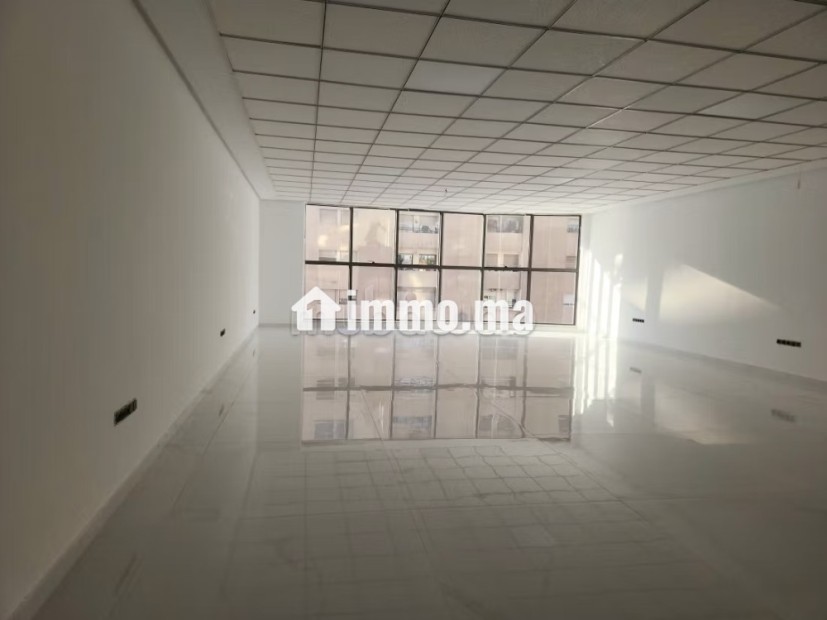 Plateaux bureaux luxe trois façades Avenue des Far - Vente Immobilier - Meknes - photo 3