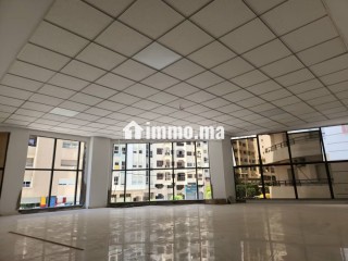 Plateaux bureaux luxe trois façades Avenue des Far - Bureau à vendre - Meknes