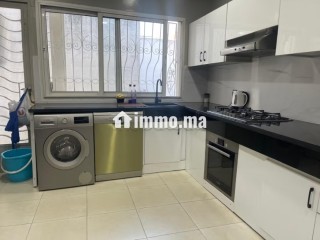 Appt meublé moderne avec terrasse – Dernier étage - Appartement à louer - Casablanca