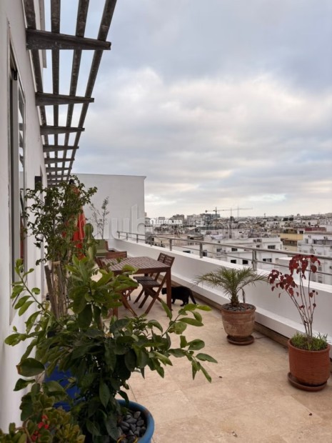 Location appartement meublé moderne avec terrasse a racine au dernier etage - Location Immobilier - Casablanca - photo 1
