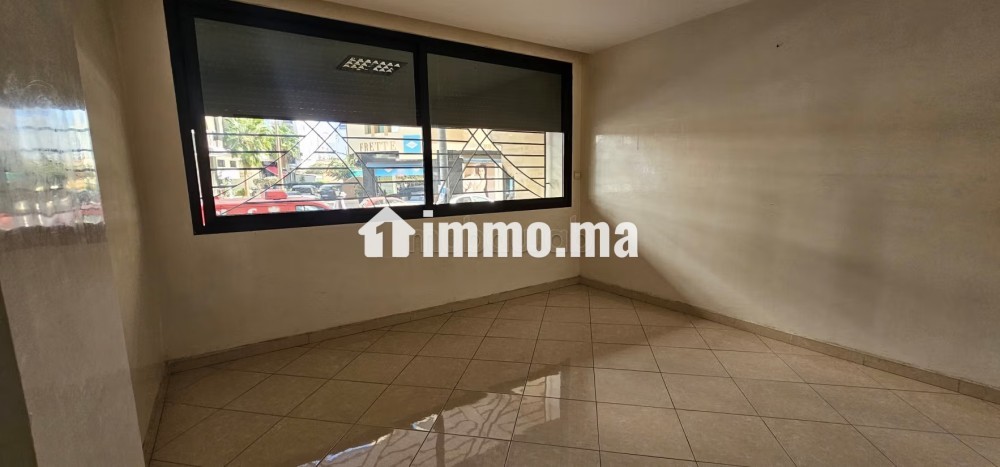 Belle apprt vide racine - Location Immobilier - Casablanca - photo 3