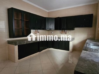 Belle apprt vide racine - Appartement à louer - Casablanca
