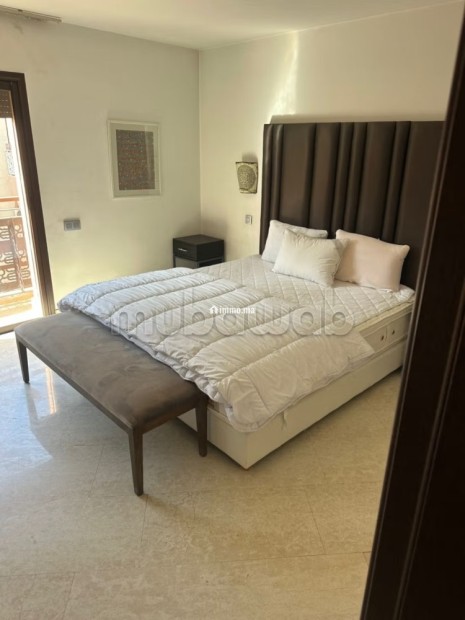 Vente d'un bel appartement à carré eden Guéliz.
Superficie 150 m².
Concierge et climatisation - Vente Immobilier - Marrakech - photo 4