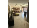 Vente d'un bel appartement à carré eden Guéliz.
Superficie 150 m².
Concierge et climatisation - miniature 1