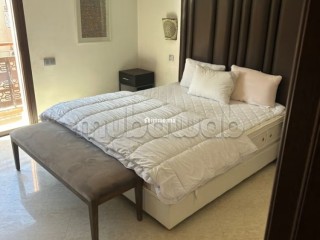 Vente d'un bel appartement à carré eden Guéliz.
Superficie 150 m².
Concierge et climatisation - Appartement à vendre - Marrakech