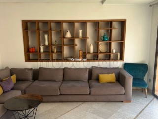 Vente d'un bel appartement à carré eden Guéliz.
Superficie 150 m².
Concierge et climatisation - Appartement à vendre - Marrakech