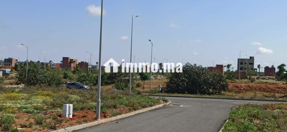 Lot terrain 301 M pour villa 3 min Nouveau Marjane - Vente Immobilier - Kenitra - photo 3