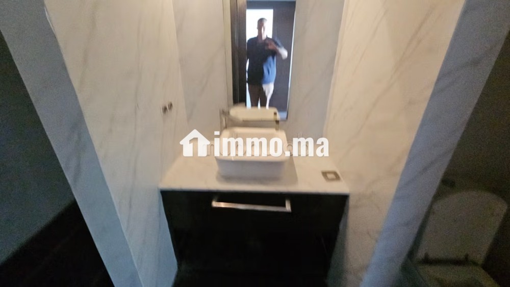 Duplex étage élevé 2CH 160 m2 avec terrasse - Vente Immobilier - Casablanca - photo 8