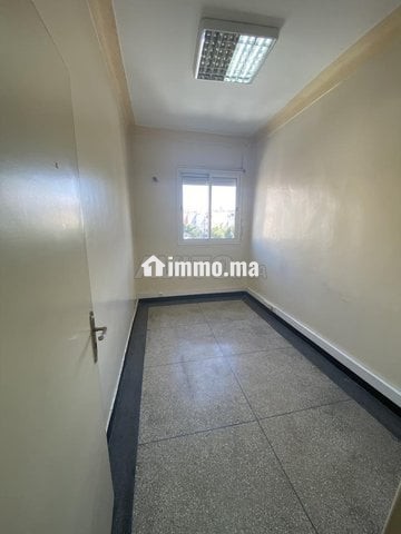Bureau 54m2 à louer pour Cabinet Médical ... - Location Immobilier - Casablanca - photo 8