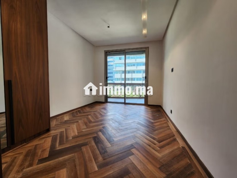 Appartement à louer à Casablanca Finance City. 3 grandes pièces. Service de concierge et climatisation - Location Immobilier - Casablanca - photo 7
