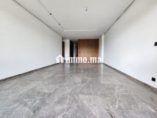 Appartement à louer à Casablanca Finance City. 3 grandes pièces. Service de concierge et climatisation - Appartement à louer - Casablanca