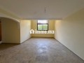 a-louer-duplex-vide-en-plein-centre-gueliz-small-1