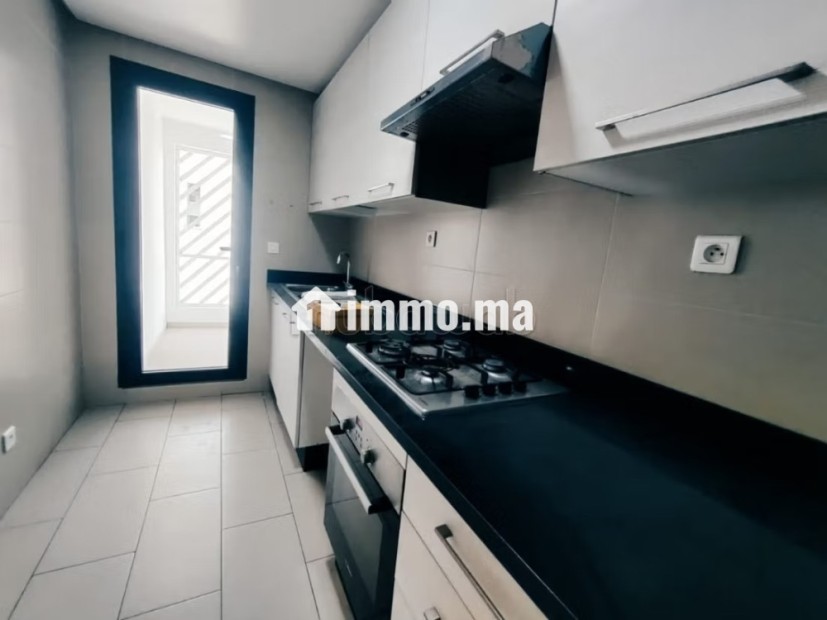 Appartement à louer de 2 chambres à CFC - Location Immobilier - Casablanca - photo 4