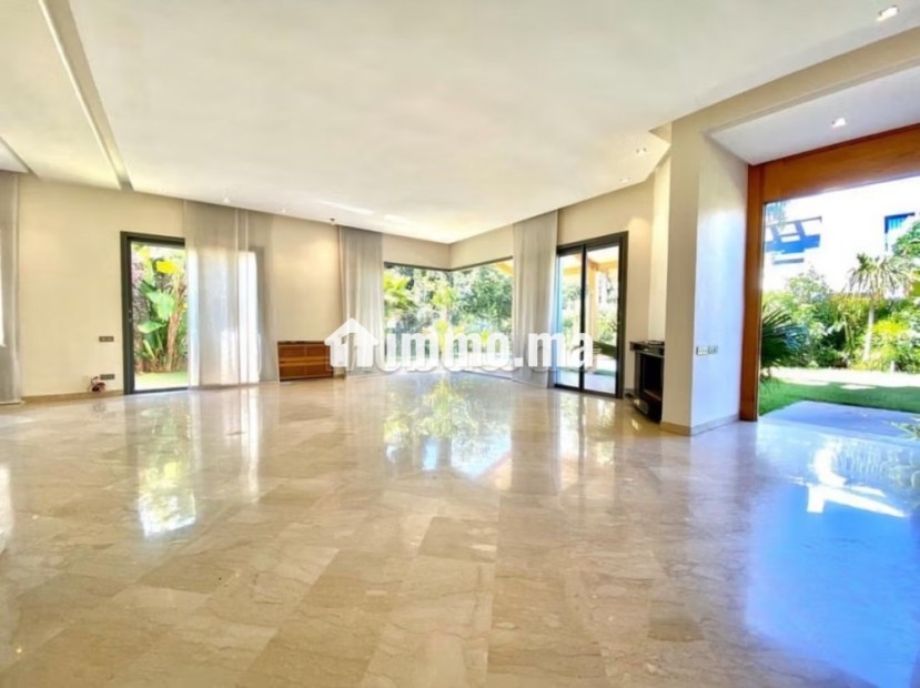 Villa de luxe à louer à Californie. 6 pièces confortables. Garage et terrasse - Location Immobilier - Casablanca - photo 2