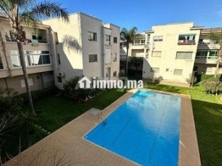 AGRÉABLE APPARTEMENT MEUBLE PISCINE ET GARAGE - Appartement à louer - Temara