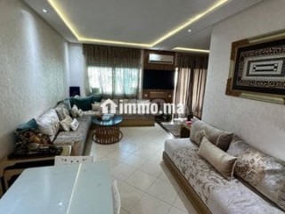 AGRÉABLE APPARTEMENT MEUBLE PISCINE ET GARAGE - Appartement à louer - Temara