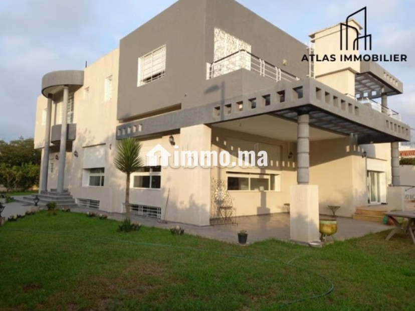 Villa à vendre au niveau de Hay Riad - Vente Immobilier - Rabat - photo 1