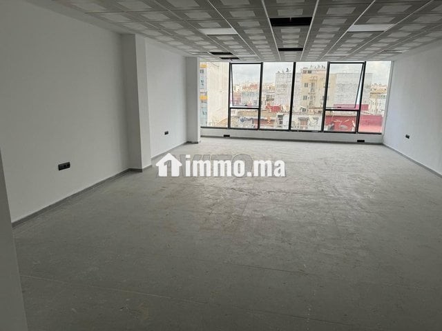 Bureau de 84m² sur le boulevard Mohamed Diouri - Location Immobilier - Kenitra - photo 3