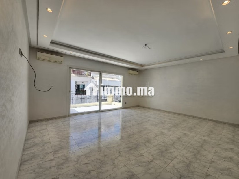 Magnifique appartement avec terrasse, Racine - Location Immobilier - Casablanca - photo 3