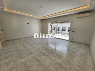 Magnifique appartement avec terrasse, Racine - Appartement à louer - Casablanca