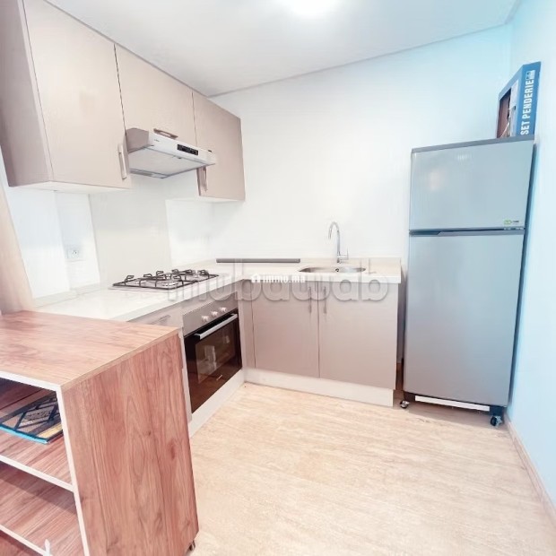 Très beau et grand studio meublé à la location avec une grande terrasse bien ensoleillée - Location Immobilier - Casablanca - photo 5