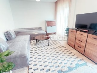 Très beau et grand studio meublé à la location avec une grande terrasse bien ensoleillée - Appartement à louer - Casablanca