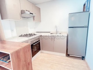 Très beau et grand studio meublé à la location avec une grande terrasse bien ensoleillée - Appartement à louer - Casablanca
