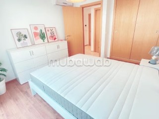 Très beau et grand studio meublé à la location avec une grande terrasse bien ensoleillée - Appartement à louer - Casablanca
