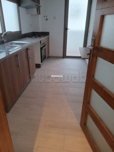 Location d'un appartement meublé à Wifak. Surface totale 85 m². Et ascenseur - Location Immobilier - Temara - photo 7