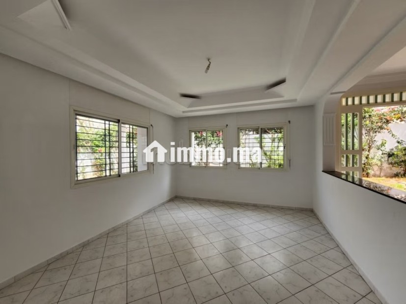 Jolie villa 4 chambres à Dar Bouazza - Location Immobilier - Dar Bouazza - photo 3