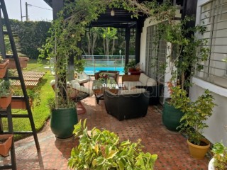Villa jumelée d’exception en résidence fermée et sécurisée – 808 m² de terrain, 532 m² habitable - Villa à vendre - Casablanca