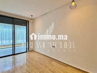 Superbe appartement à louer à Dar Bouazza. 3 chambres. Antenne parabolique, résidence sécurisée - Appartement à louer - Dar Bouazza