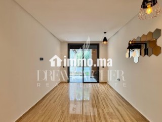 Superbe appartement à louer à Dar Bouazza. 3 chambres. Antenne parabolique, résidence sécurisée - Appartement à louer - Dar Bouazza