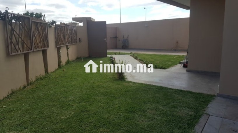 villa-contemporaine-semi-meuble-a-targa-big-15