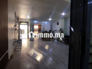 Un local multi usages d'exception - Local commercial à vendre - Casablanca