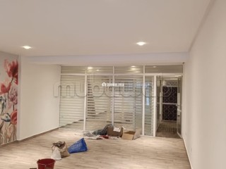Un local multi usages d'exception - Local commercial à vendre - Casablanca