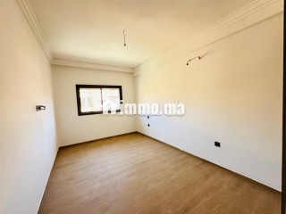 Superbe appartement à vendre à Hivernage.
Surface de 98 m².
Jardin et terrasse - Appartement à vendre - Marrakech