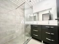 tres-beau-bureau-de-256-m2-a-la-location-small-9