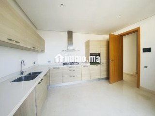 Villa exceptionnelle de 1200m² vue mer - Appartement à louer - Casablanca