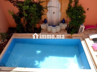 Superbe villa à louer à Route de Safi.
Surface totale 250 m².
Bien meublé - Villa à louer - Marrakech