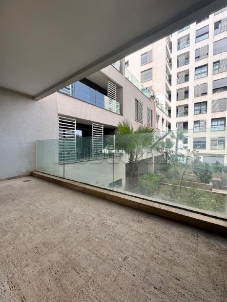Location d'un appartement à Casablanca Finance City. 3 pièces. Avec ascenseur et espace vert - Location Immobilier - Casablanca - photo 3