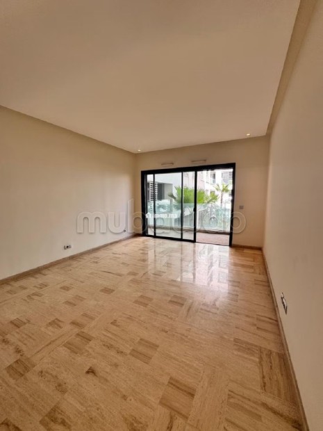 Location d'un appartement à Casablanca Finance City. 3 pièces. Avec ascenseur et espace vert - Location Immobilier - Casablanca - photo 4