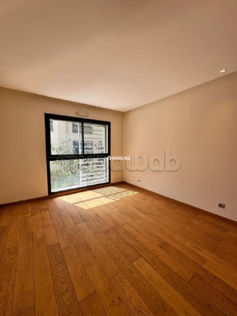 Location d'un appartement à Casablanca Finance City. 3 pièces. Avec ascenseur et espace vert - Location Immobilier - Casablanca - photo 7