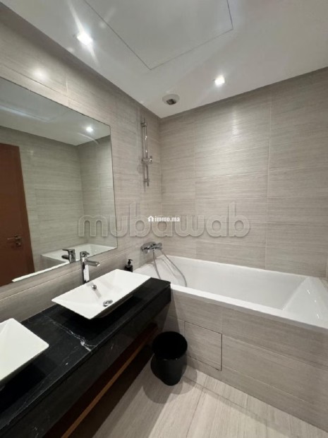 Location d'un appartement à Casablanca Finance City. 3 pièces. Avec ascenseur et espace vert - Location Immobilier - Casablanca - photo 8