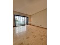 Location d'un appartement à Casablanca Finance City. 3 pièces. Avec ascenseur et espace vert - miniature 2