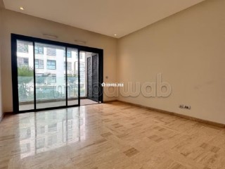 Location d'un appartement à Casablanca Finance City. 3 pièces. Avec ascenseur et espace vert - Appartement à louer - Casablanca