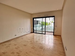 Location d'un appartement à Casablanca Finance City. 3 pièces. Avec ascenseur et espace vert - Appartement à louer - Casablanca