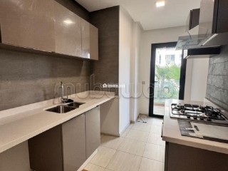 Location d'un appartement à Casablanca Finance City. 3 pièces. Avec ascenseur et espace vert - Appartement à louer - Casablanca