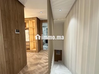Studio duplex en emplacement prime à Anfa - Appartement à louer - Casablanca