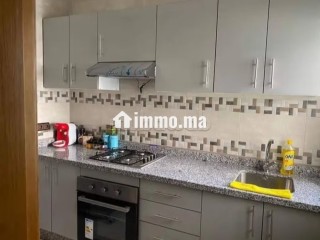 Louez cet appartement à M'Diq. 2 grandes pièces. Salon Marocain et antenne parabolique - Appartement à louer - Mdiq